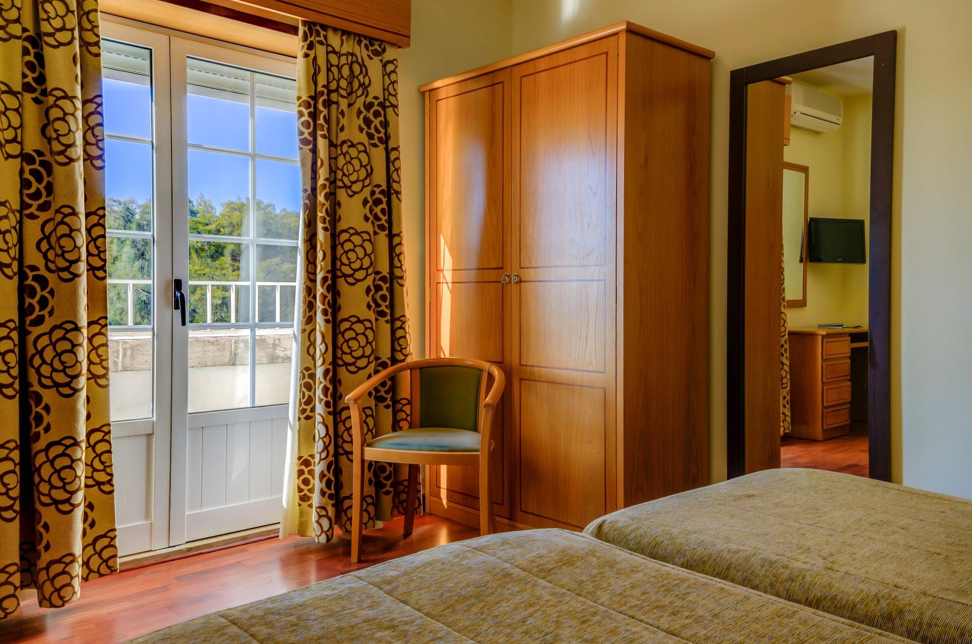 Hotel Avenida Park Lisbon Bagian luar foto