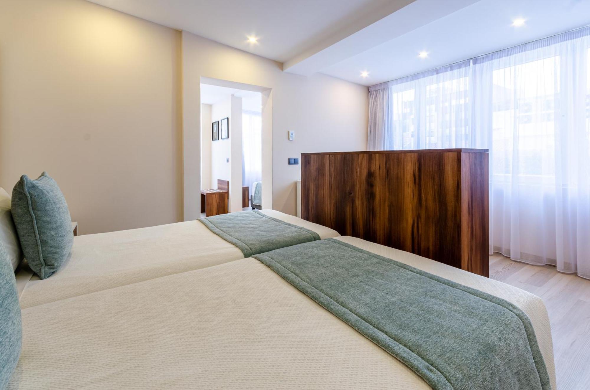 Hotel Avenida Park Lisbon Bagian luar foto