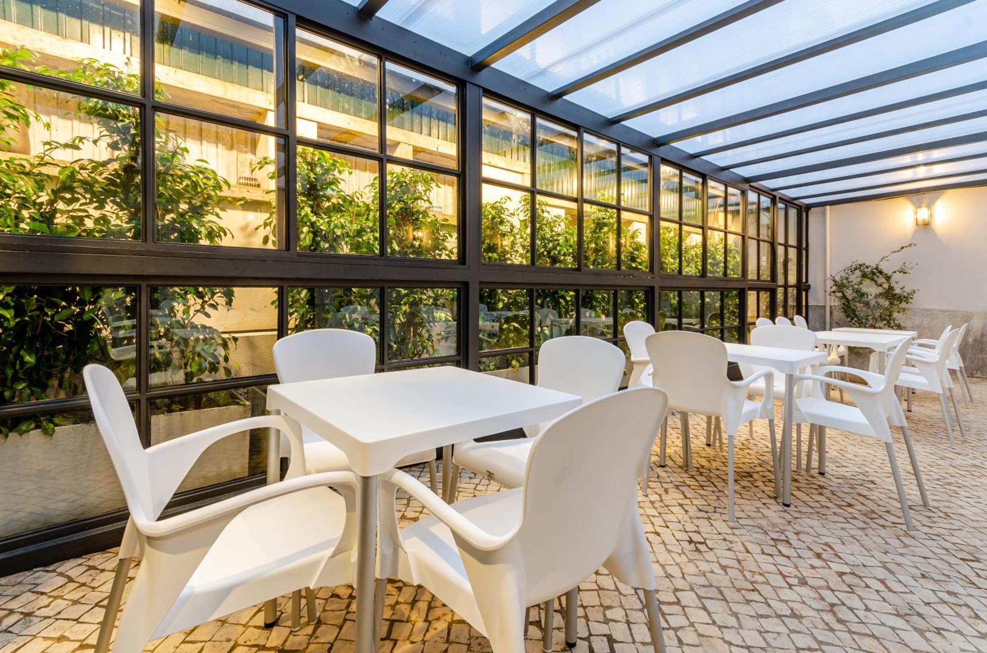 Hotel Avenida Park Lisbon Bagian luar foto
